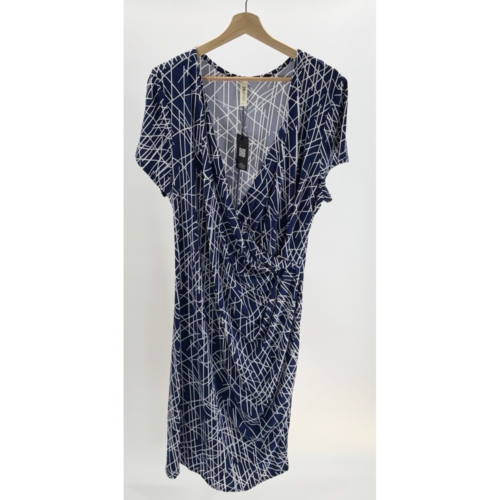 24Seven Comfort Apparel Women's Surplice V Neck Printed Navy Blue Plus Size 2X